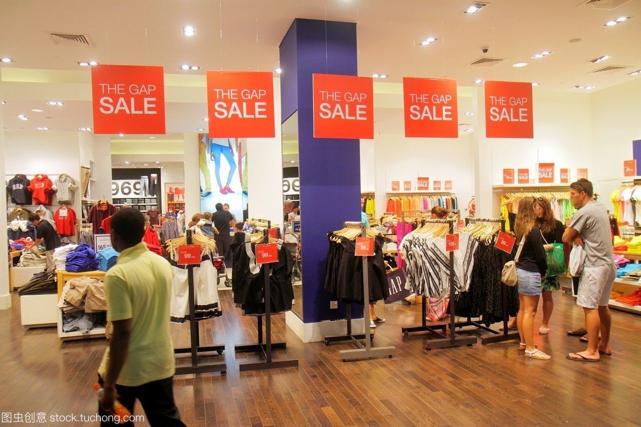 阿拉伯聯(lián)合酋長國ue阿聯(lián)酋中東迪拜迪拜市中心迪拜塔迪拜購物中心購物商店時(shí)尚差距服裝客戶